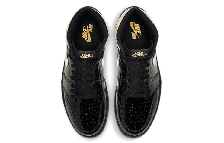 Air Jordan 1 Retro High OG 'Black Gym Red' 555088-060（副本）Air Jordan 1 Retro High OG 'Black Metallic Gold' 555088-032190.24